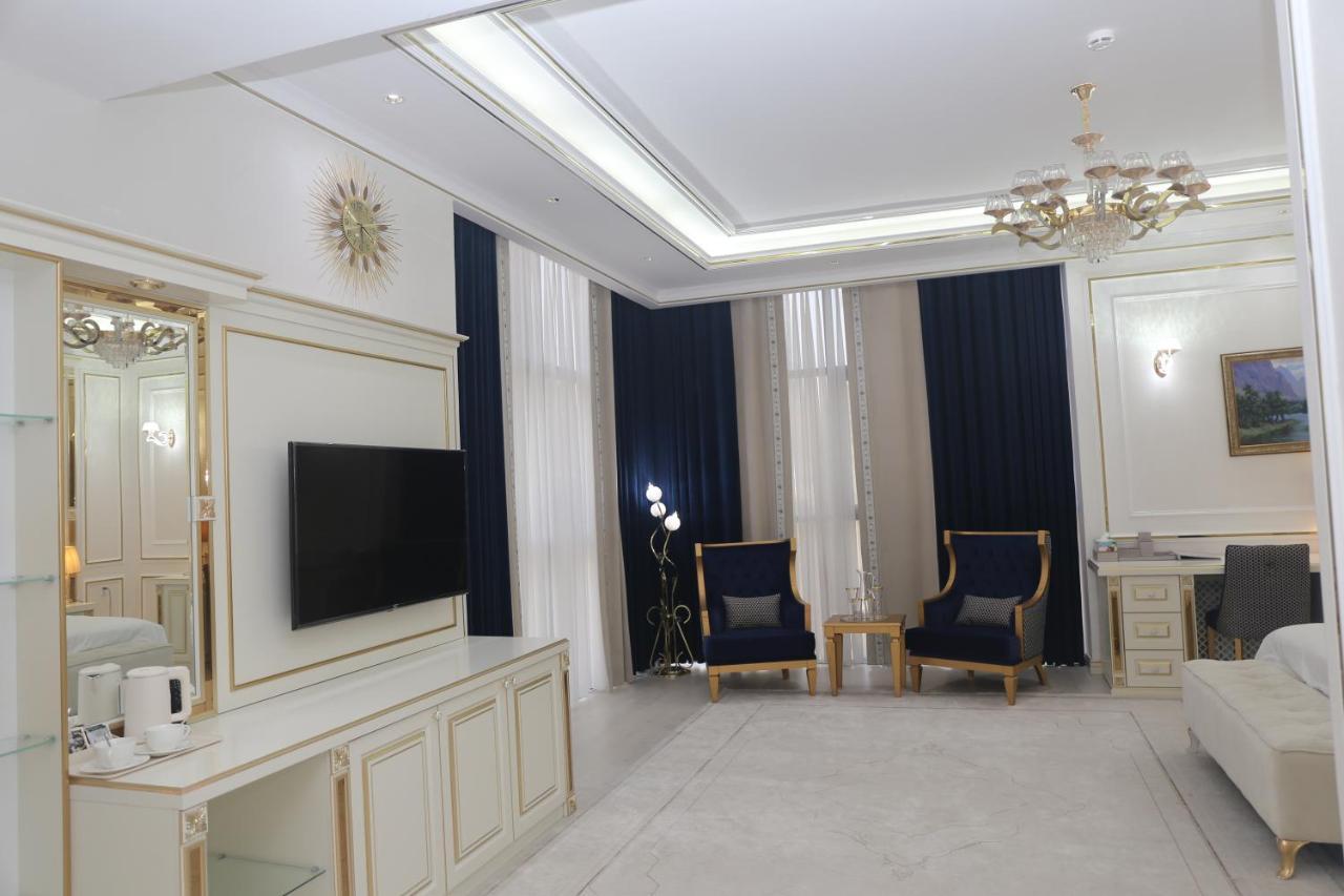 Safo Dușanbe Exterior foto